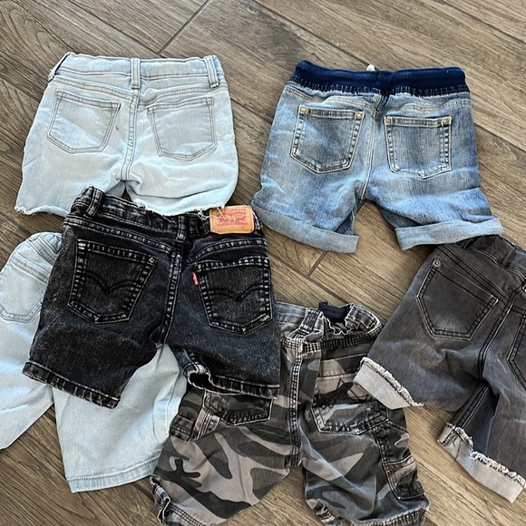 3T shorts! - Picture 2 of 3